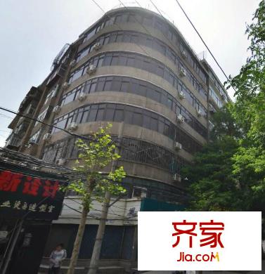 人保財(cái)險(xiǎn)七里河家屬院外景圖人保財(cái)險(xiǎn)家屬院 