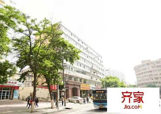 省物資公司家屬院外景圖 