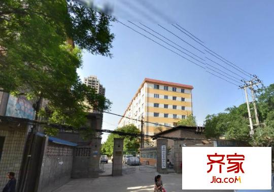 挺進(jìn)小區(qū)外景圖 