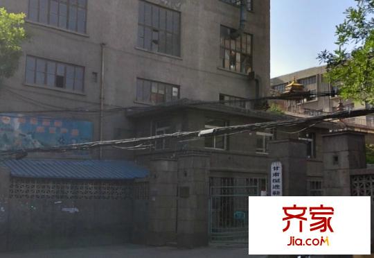 挺進(jìn)小區(qū)外景圖 