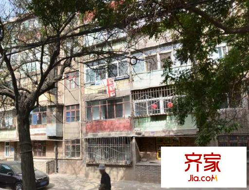 蘭州水泥制管家屬院外景圖水泥制管家屬院 
