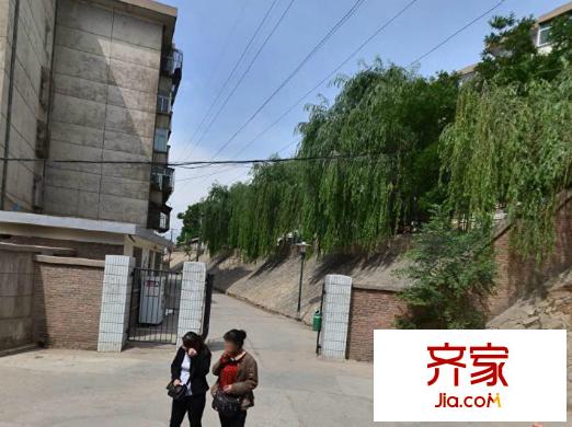 鐵路第二住宅小區(qū)外景圖蘭州鐵路分局晏家坪第二住宅小區(qū) 