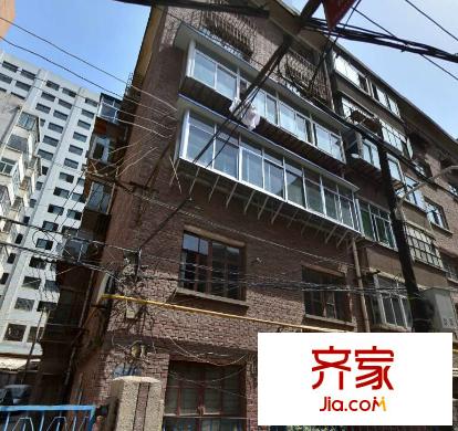 紅旗被服廠家屬院外景圖紅旗被服廠家屬 