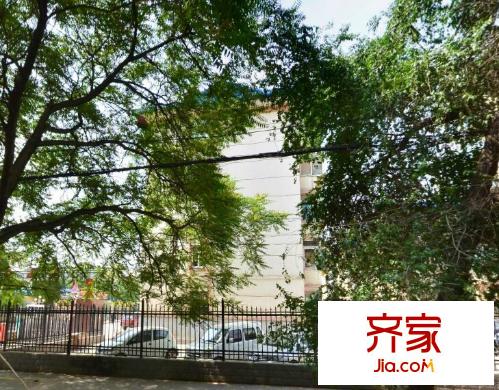 南山小區(qū)外景圖 