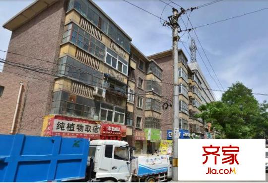 東湖礦燈廠(chǎng)家屬院外景圖  