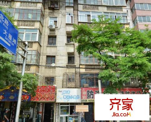 雁灘安全小區(qū)外景圖 