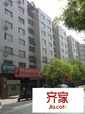 外貿(mào)公司家屬院(南濱河路)外景圖外貿(mào)公司家屬院（南濱河路） 
