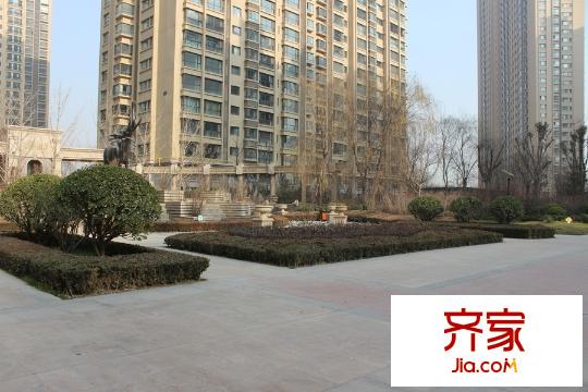 中廣宜景灣?尚城小區(qū)街道（2015-12-15）