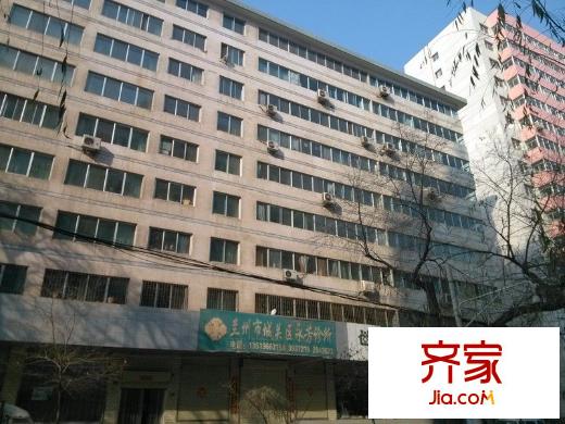 五泉甘報社家屬院外景圖 