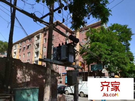 卷煙廠家屬院(航天賓館)外景圖卷煙廠家屬院自由路第一新村5號(hào) 