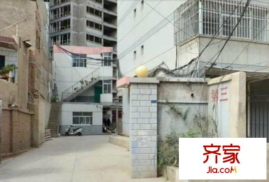 第三停車場(chǎng)家屬樓外景圖 