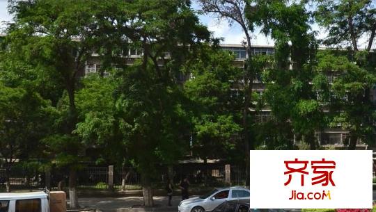 蘭通廠家屬院外景圖 