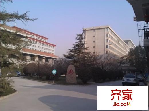 行政學(xué)院家屬院外景圖 