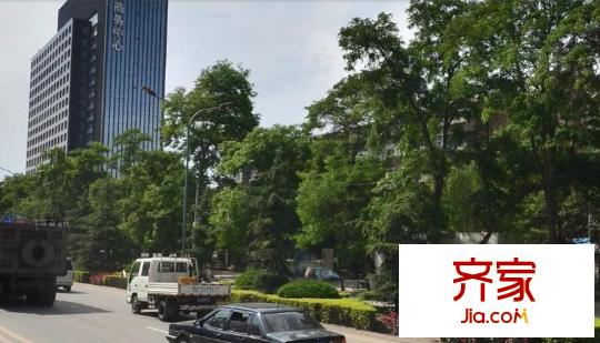 蘭通廠家屬院外景圖 