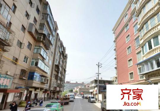 華富小區(qū)外景圖 