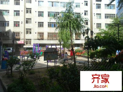 弘苑小區(qū)外景圖 