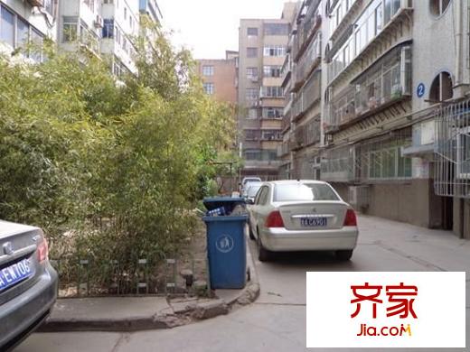 國資物業(yè)市政府山字石住宅區(qū)外景圖 