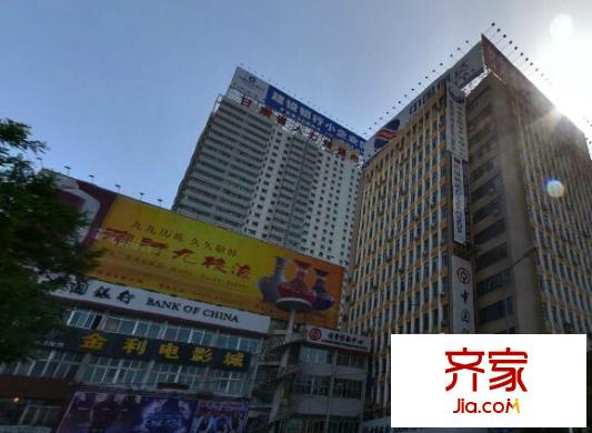 廣場(chǎng)南口外景圖 