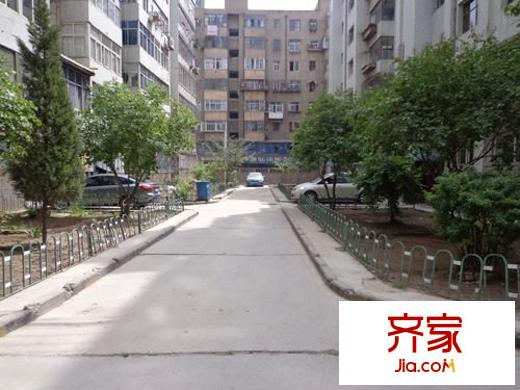 國資物業(yè)市政府山字石住宅區(qū)外景圖 