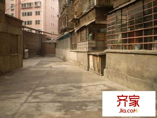 甘南路王馬巷人民銀行家屬院外景圖 