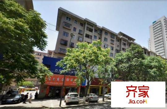 長(zhǎng)虹嘉園北門(mén)口(胖媽媽手抓樓上)外景圖長(zhǎng)虹嘉園北門(mén)口（胖媽媽手抓樓上） 