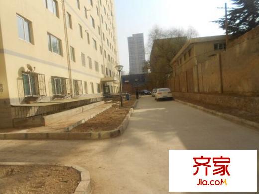 國(guó)資委第一家園外景圖 