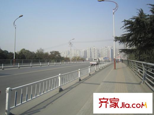 遠(yuǎn)達(dá)?錦繡半島七里河黃河大橋