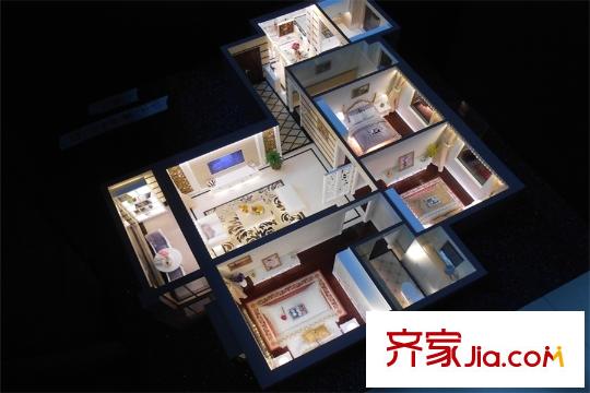 遠(yuǎn)達(dá)?錦繡半島二期17#01戶型125.9平方米 3室2廳2衛(wèi)1廚