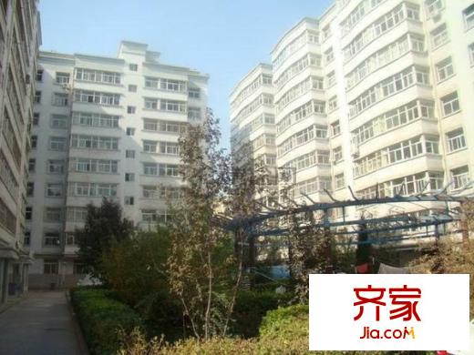 東湖小區(qū)外景圖 