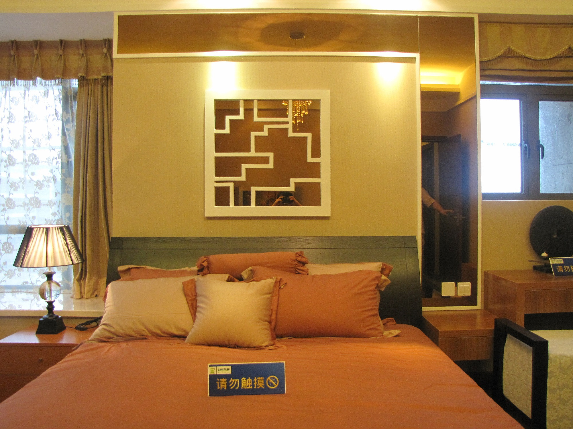 中式风格,5-10万装修,三居室装修,110平米装修,卧室,床上用品,橙色