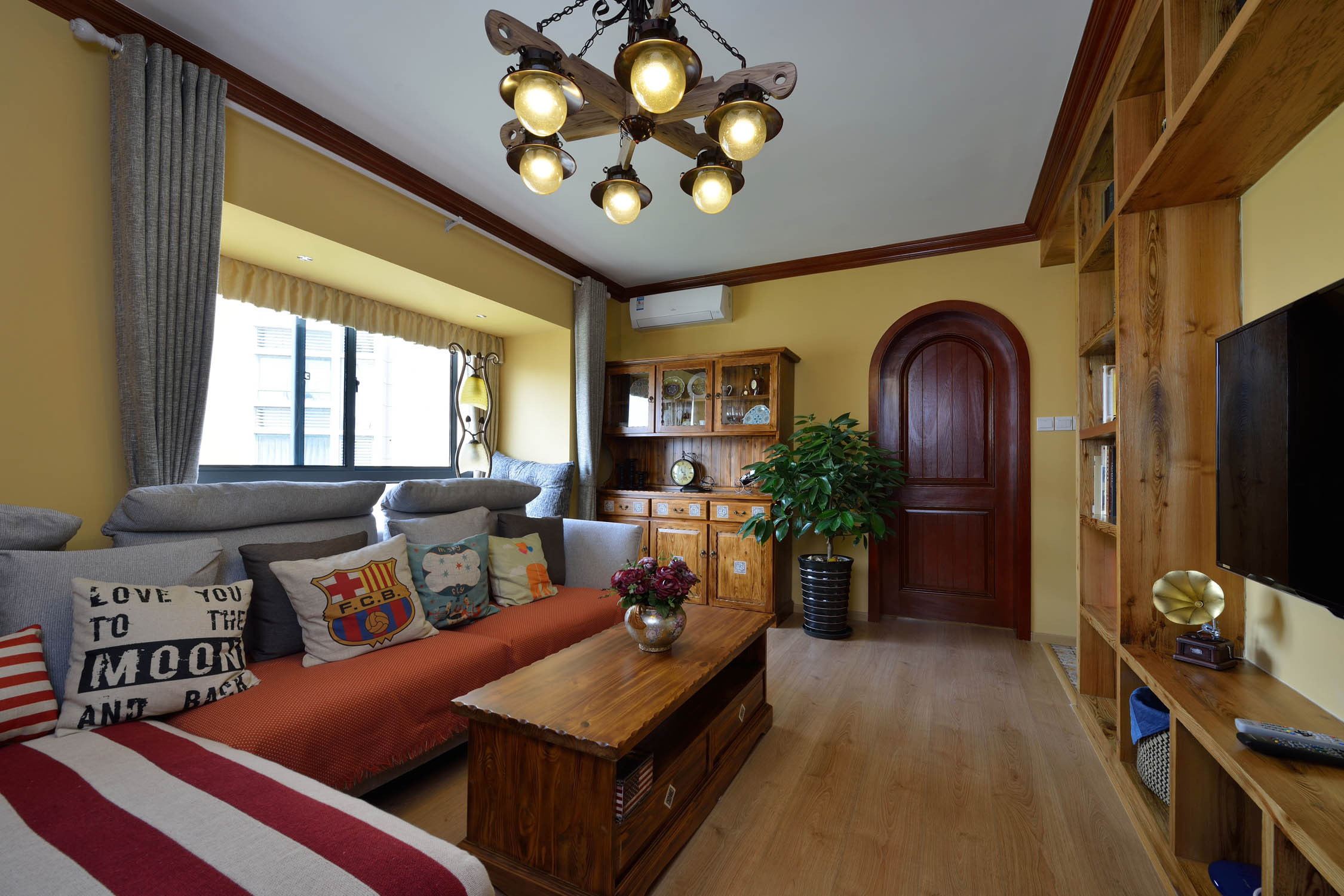 80平米装修,二居室装修,10-15万装修,客厅,美式乡村风格,沙发