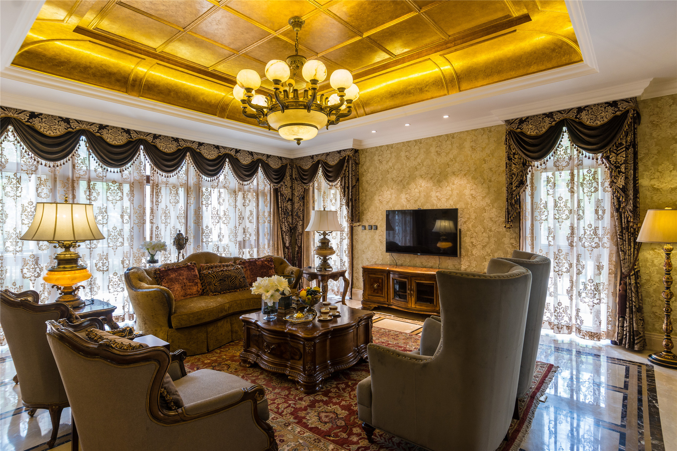 别墅装修,豪华型装修,140平米以上装修,客厅,欧式风格,吊顶,金色