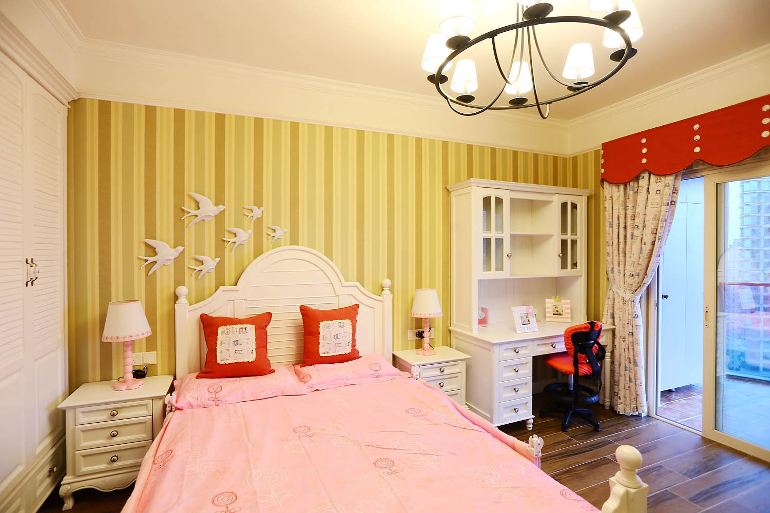 美式风格,四房装修,20万以上装修,140平米以上装修,儿童房,卧室背景墙,粉色