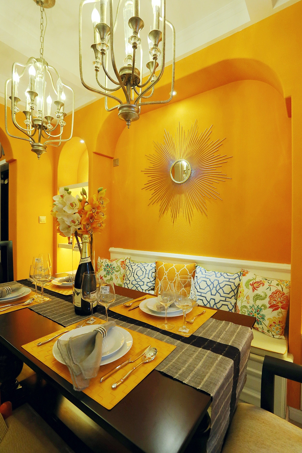 美式风格,110平米装修,三居室装修,20万以上装修,餐厅,餐厅背景墙,橙色