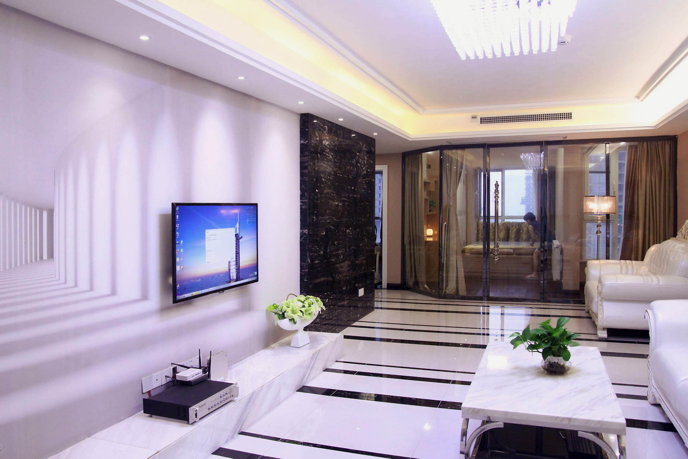 混搭风格,三居室装修,140平米以上装修,15-20万装修,客厅,电视背景墙,白色