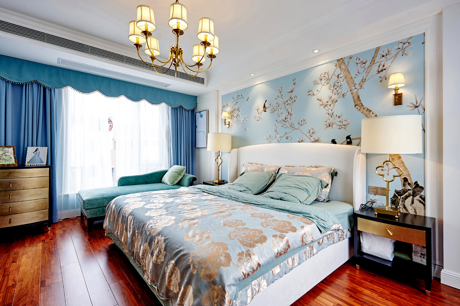 美式风格,别墅装修,140平米以上装修,20万以上装修,卧室,卧室背景墙,窗帘,蓝色
