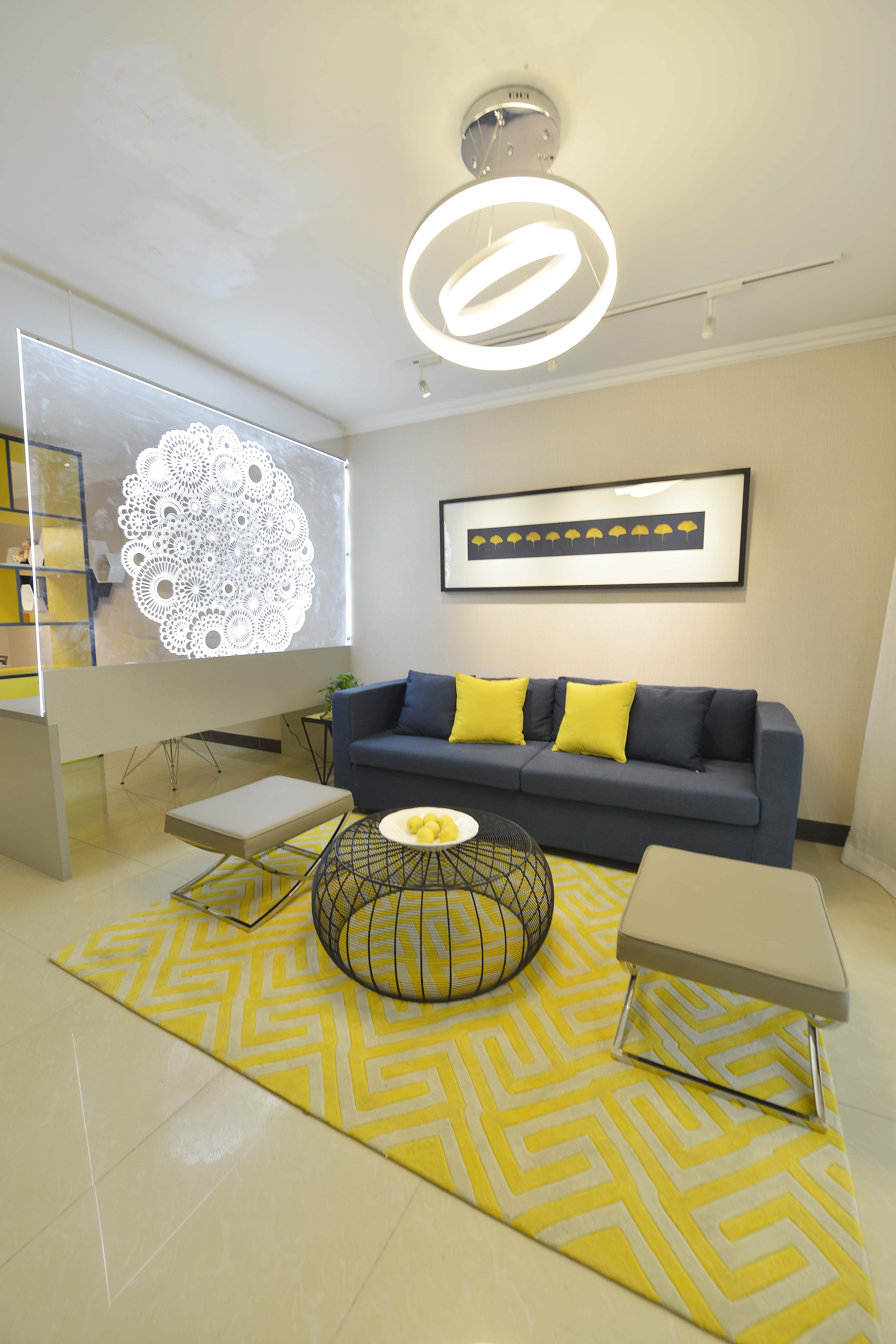 简约风格,二居室装修,3万-5万装修,130平米装修,客厅,地毯,黄色