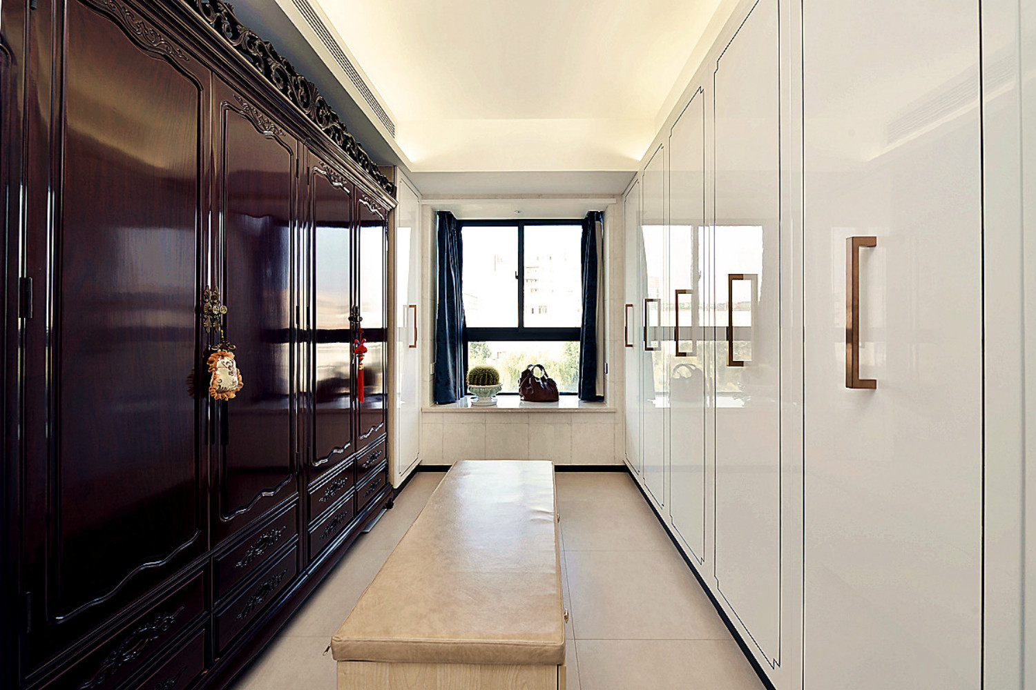 中式风格,110平米装修,三居室装修,20万以上装修,衣帽间,衣柜,白色,褐色