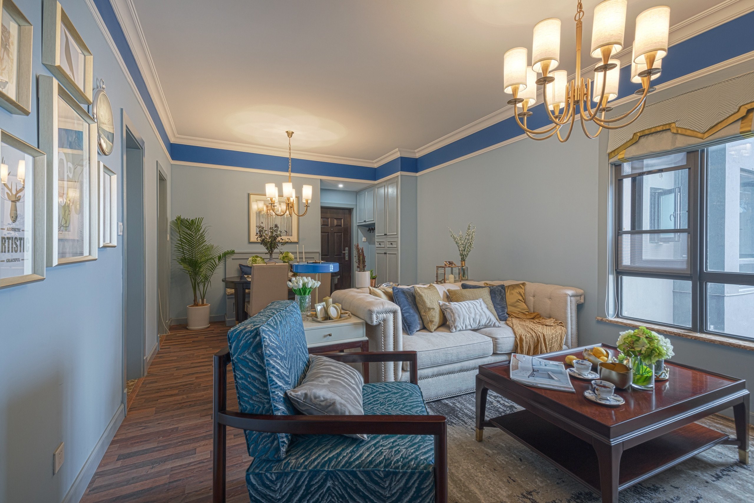 美式风格,80平米装修,20万以上装修,三居室装修,客厅,沙发,背景墙,蓝色