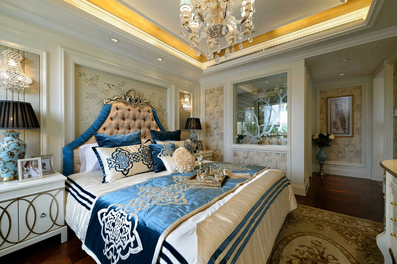 混搭风格,20万以上装修,三居室装修,110平米装修,卧室,背景墙,床上用品,蓝色
