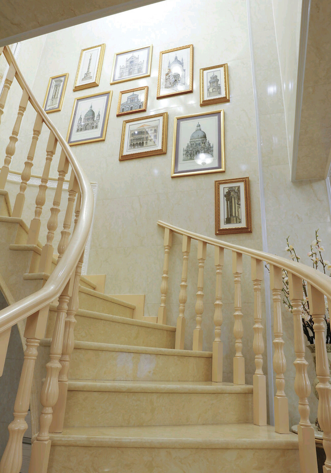 法式复式装修楼梯图片