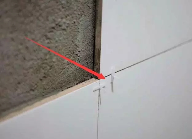 铺贴瓷砖为什么要用瓷砖定位十字架？