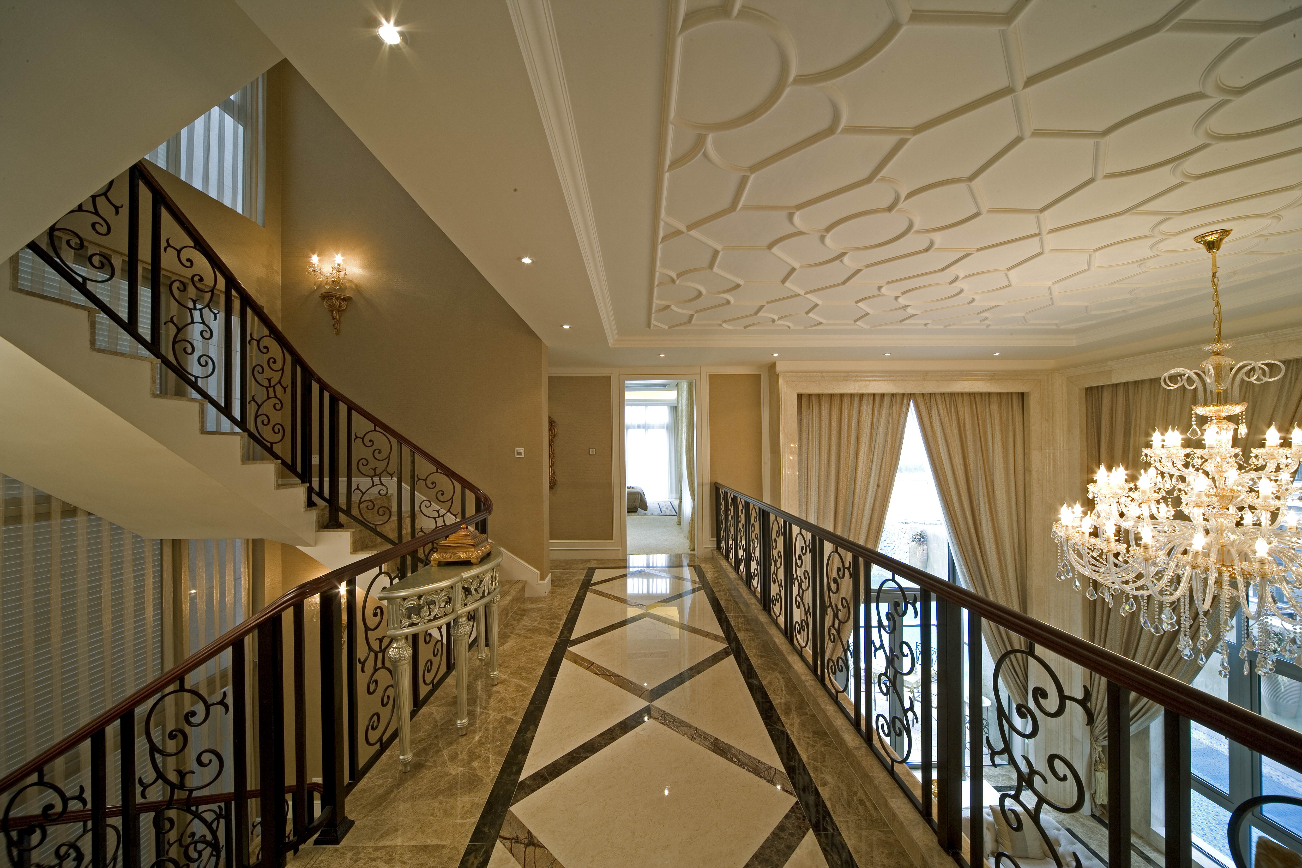 别墅装修,140平米以上装修,豪华型装修,欧式风格,楼梯,过道,暖色调