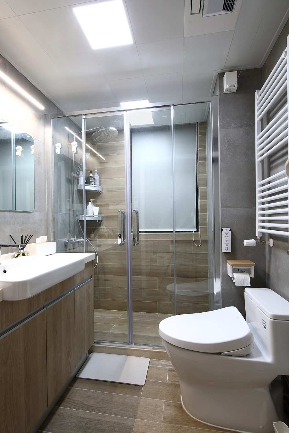 日式风格,二居室装修,80平米装修,15-20万装修,卫生间,暖色调,淋浴房,洗手台