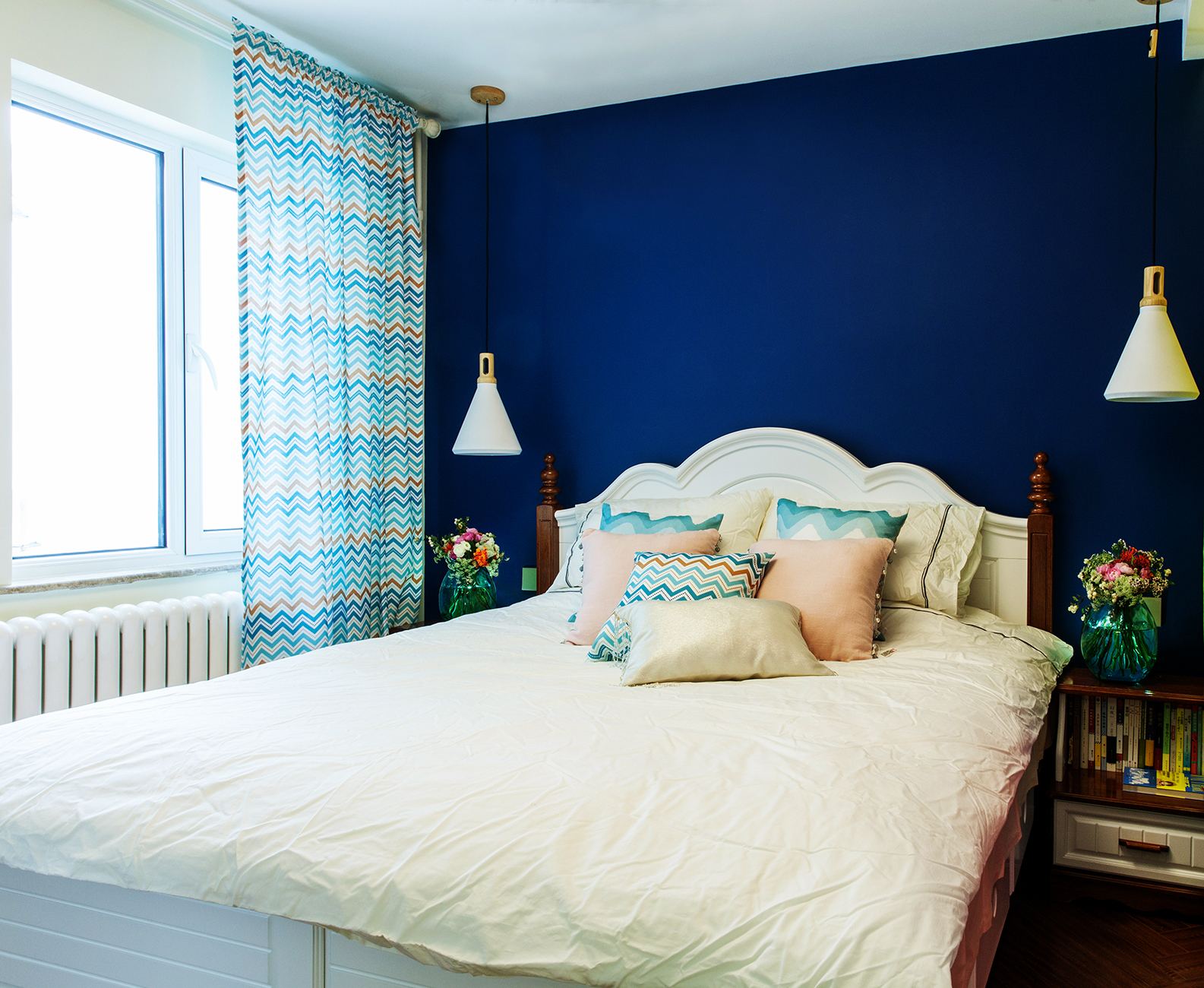 混搭风格,15-20万装修,二居室装修,60平米装修,卧室,卧室背景墙,蓝色