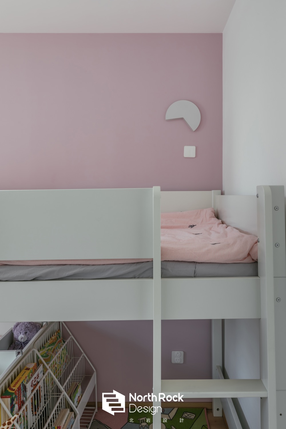 现代风三居室装修儿童床设计