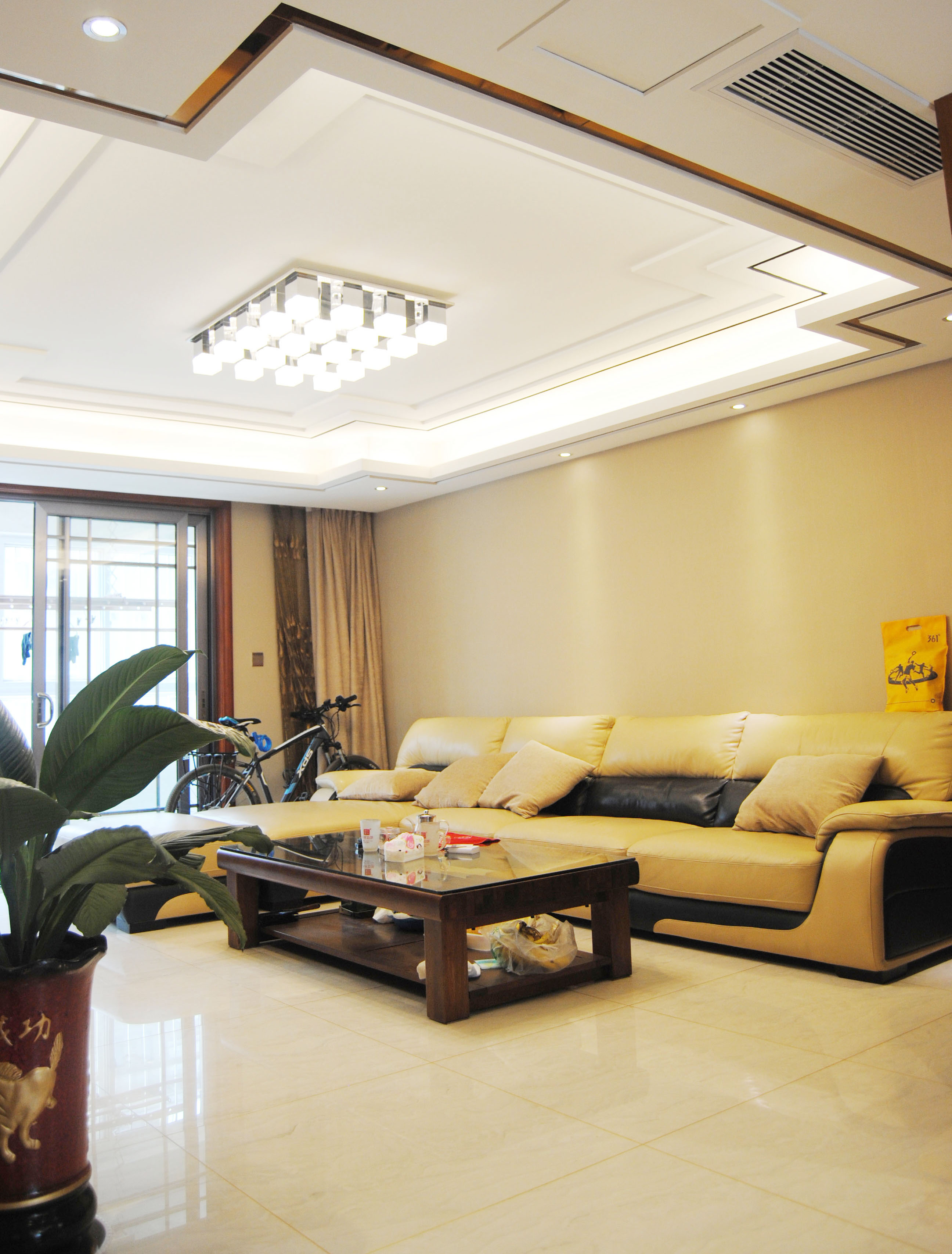三居室装修,130平米装修,20万以上装修,客厅,沙发,中式风格,米色
