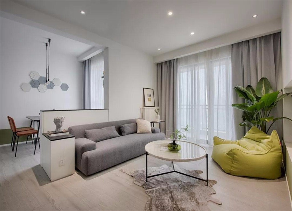 82平簡(jiǎn)約風(fēng)二居室