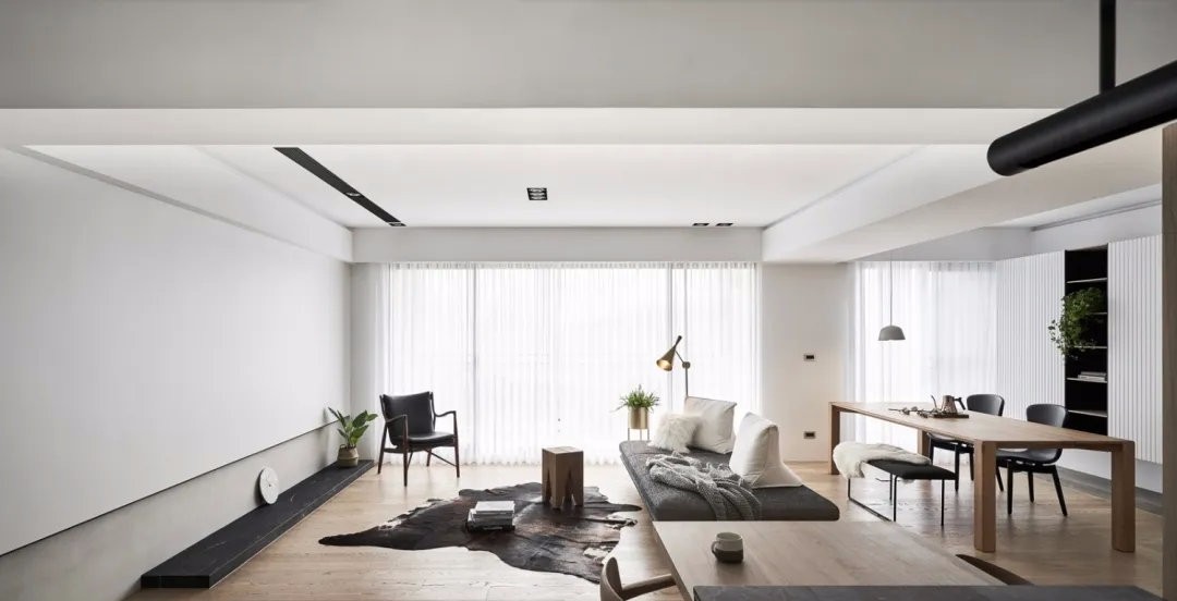 現(xiàn)代簡(jiǎn)約風(fēng)，簡(jiǎn)潔自然