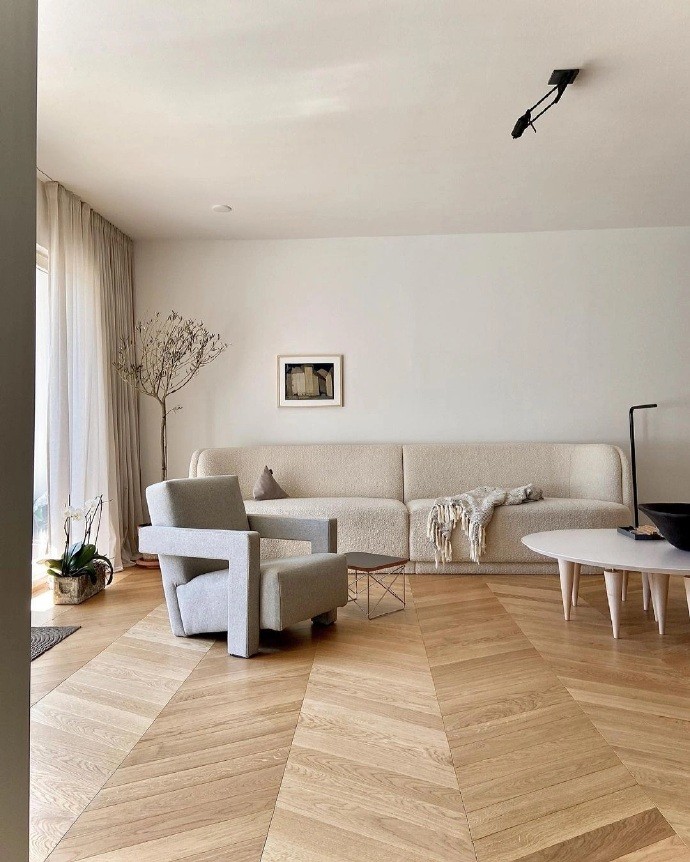 極簡家居空間設(shè)計(jì)